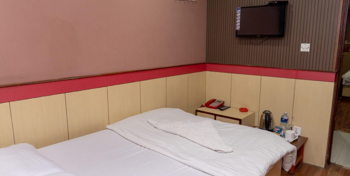 Normal Room With Fan